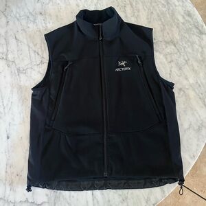 Vintage Arc'teryx Men's Softshell Vest Black Full Zip Size XL Outdoor Hiking